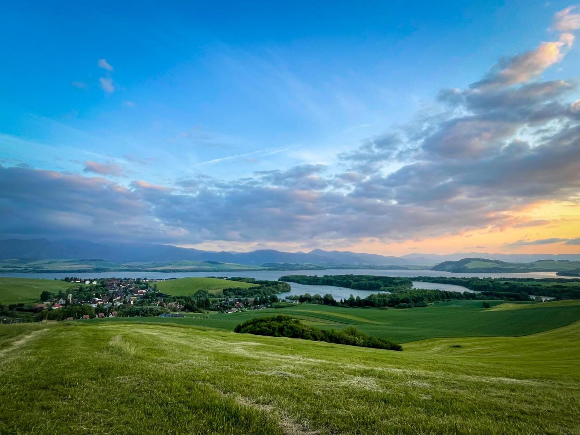 Tatralake Houses Near Lake Liptovska Mara And Aquapark Tatralandia Liptovsky Trnovec Exterior photo